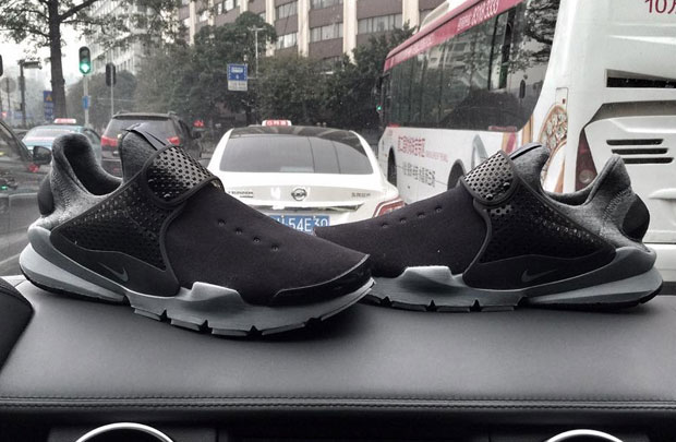 Nike Sock Dart Tech Fleece Black Grey