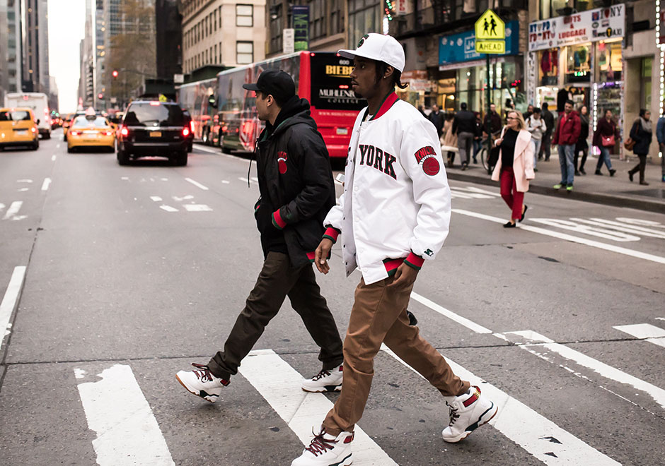 Packer Ewing Starter New Era Miracle On 33rd Christmas Lookbook 3