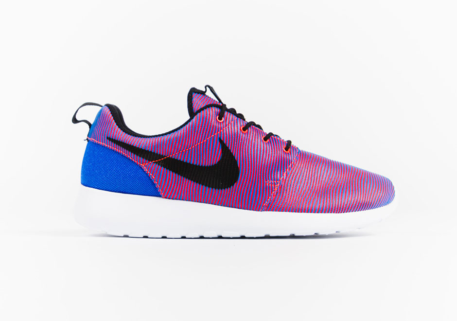 Nike Roshe Run Premium Plus Stripes Racer Blue Bright Crimson 1