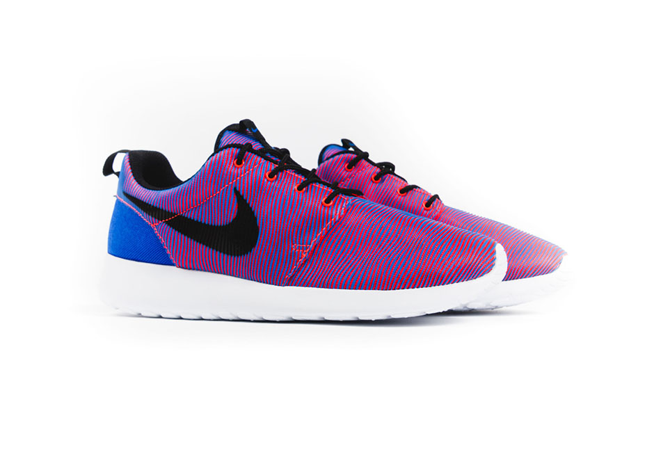 Nike Roshe Run Premium Plus Stripes Racer Blue Bright Crimson 2