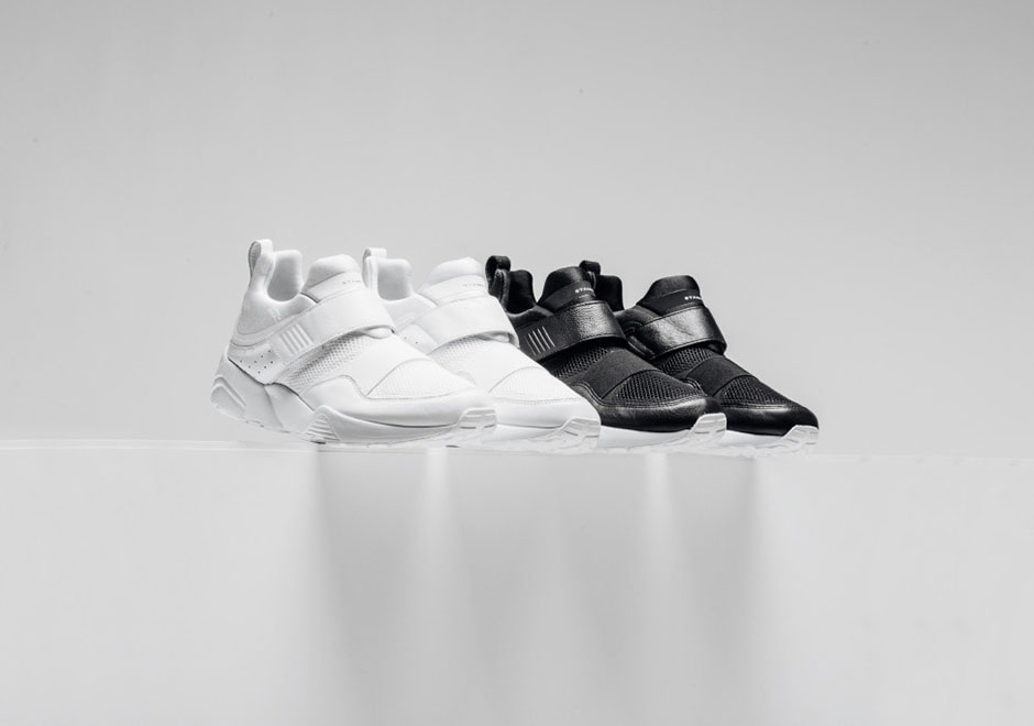 Stampd Puma Strapped Blaze Of Glory Black White Pair 01