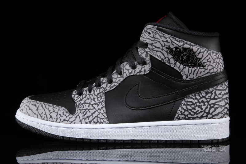 Air Jordan 1 High Un Supreme Available Now 02