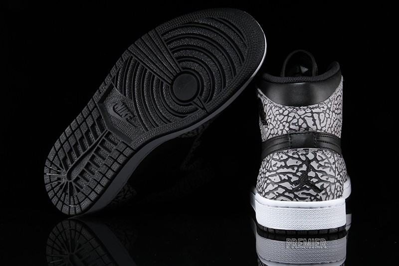 Air Jordan 1 High Un Supreme Available Now 06