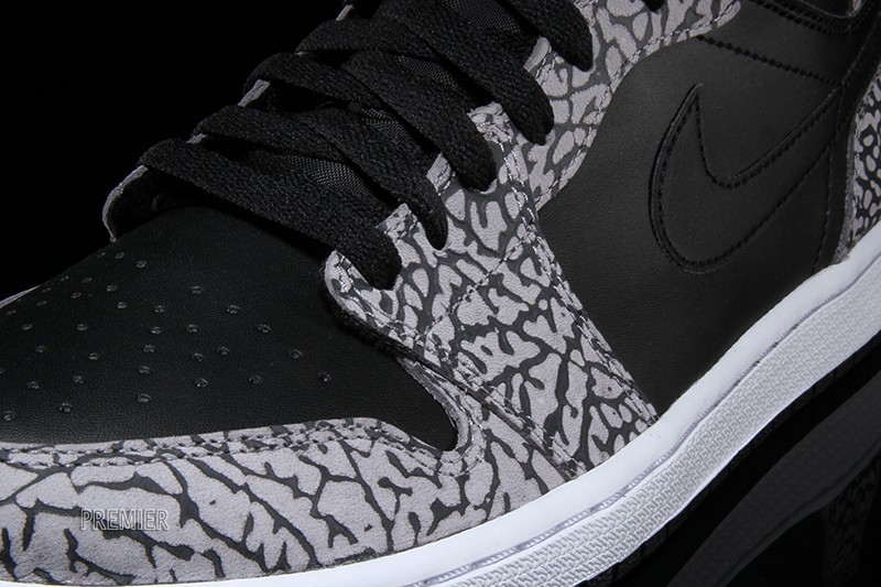 Air Jordan 1 High Un Supreme Available Now 07