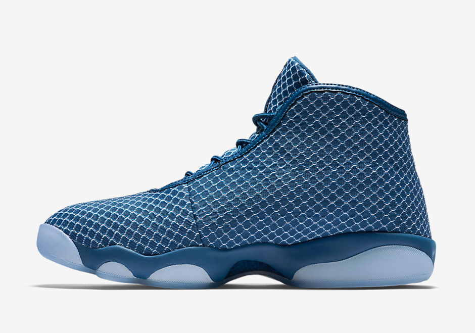 Jordan Horizon French Blue 03