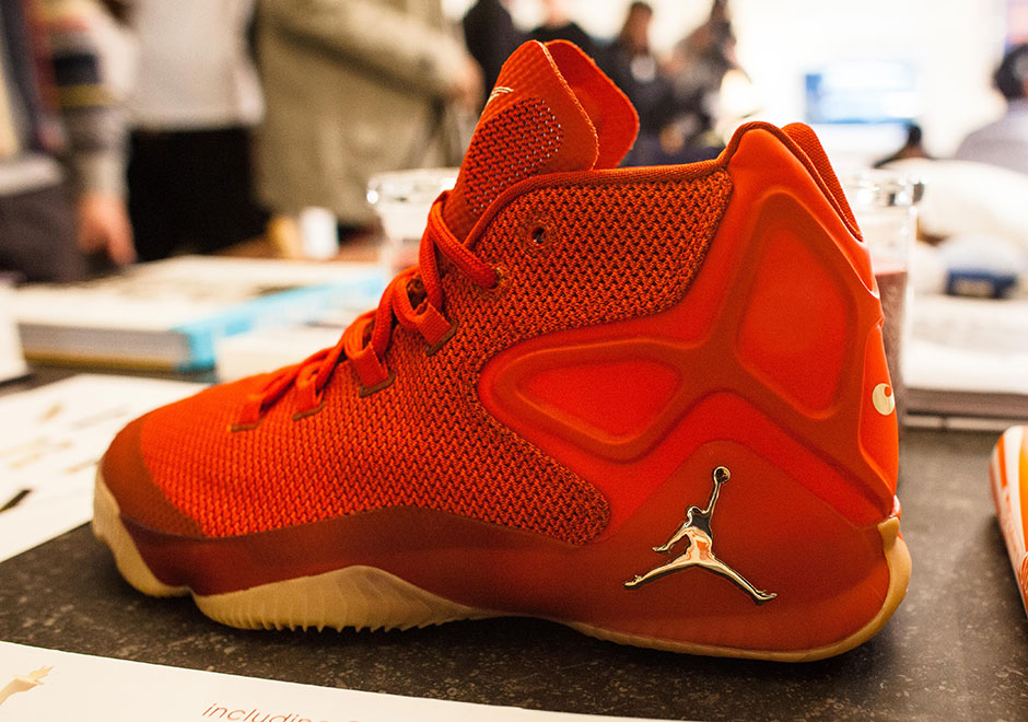 Melo M12 Red Gum 1