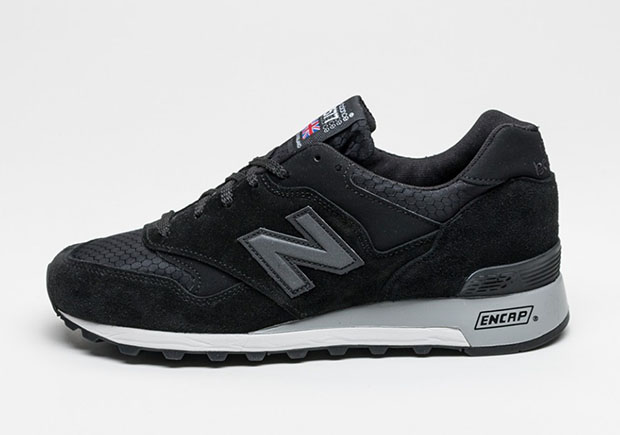 New Balance Avalanche Pack 577 Black 1