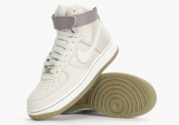 Nike Air Force 1 High Wmns Light Bone 2