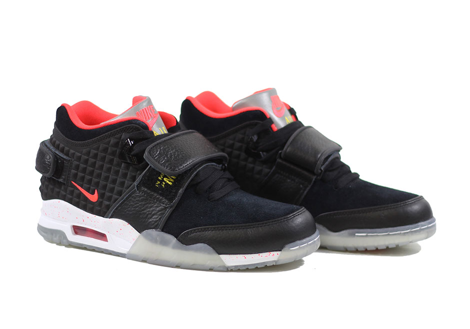 Nike Air Trainer Cruz Memory Of Mike 1