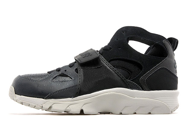 Nike Air Trainer Huarache “Ostrich”