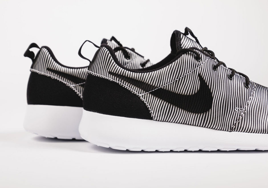 Introducing The Nike Roshe Run Premium Plus