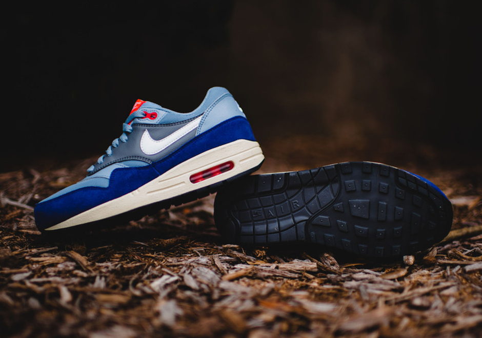 Nike Wmns Air Max 1 Blue Grey White Crimson 04