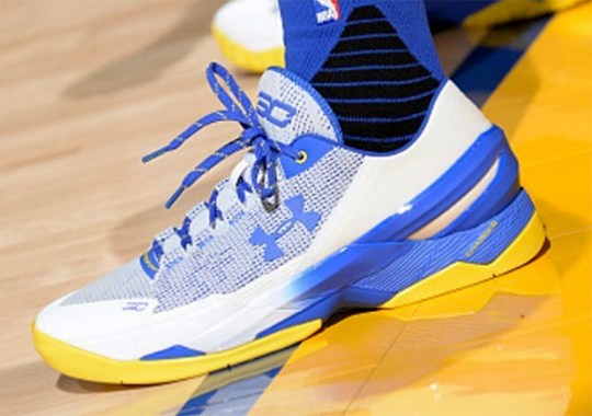 Steph Curry Briefly Broke Out The UA Curry Two Low Against The Spurs