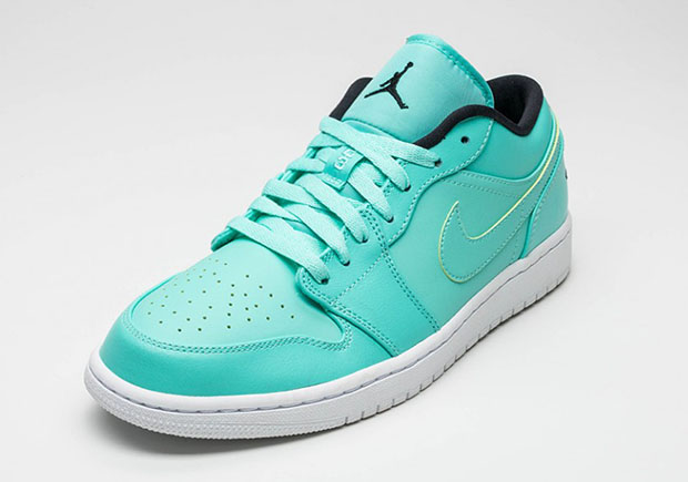 Air Jordan 1 Low Hyper Turquoise 2