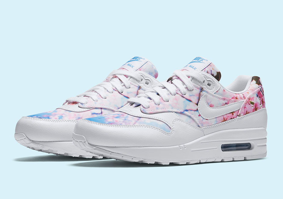 A Detailed Look At The Nike Air Max 1 "Cherry Blossom"