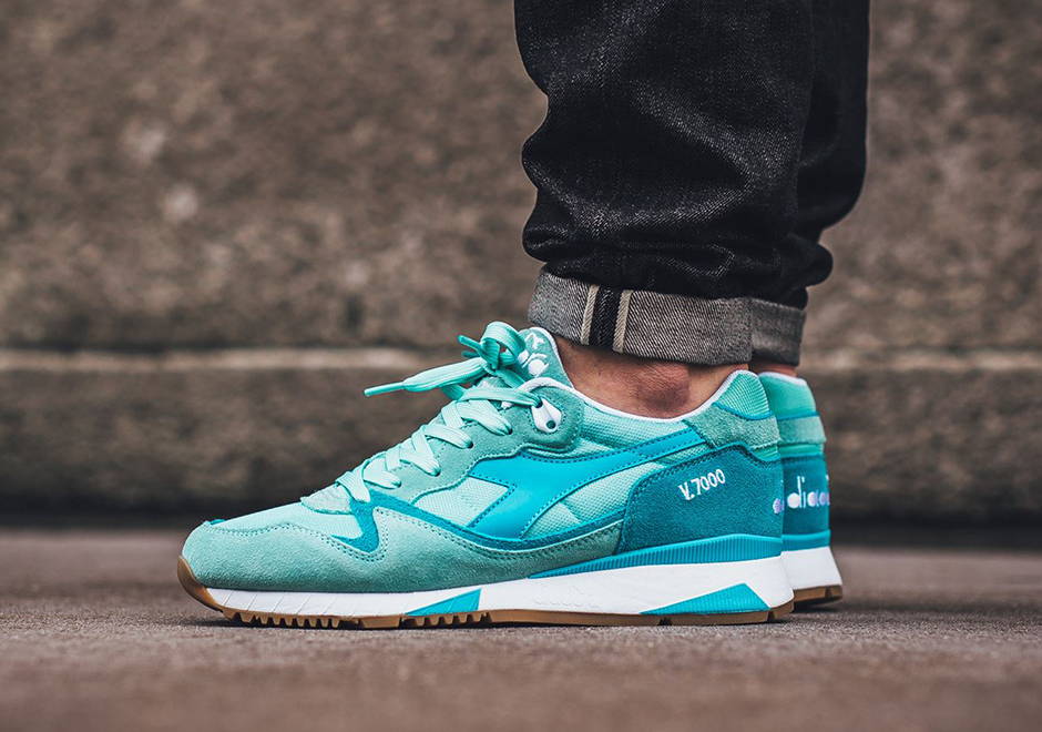 Diadora V7000 Aqua Pack 02