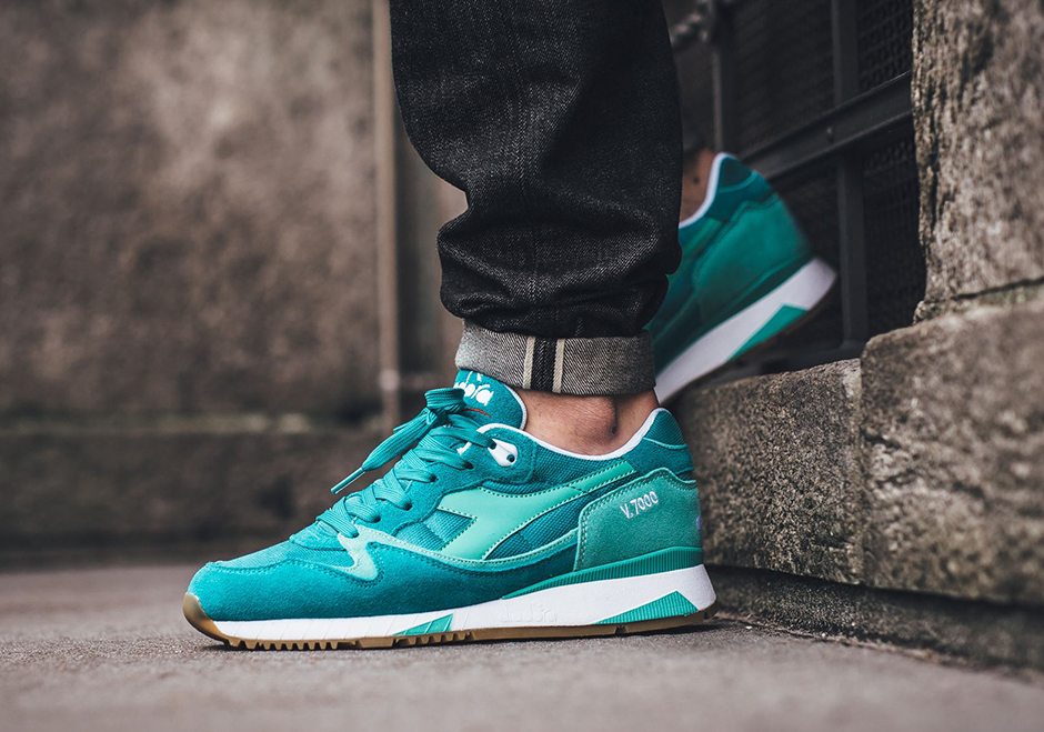 Diadora V7000 Aqua Pack 05