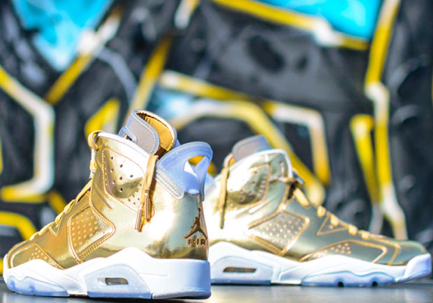 Jordan 6 Spike Lee Oscars Gold 4