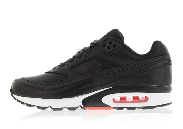 Nike Air Classic Bw Leather 02
