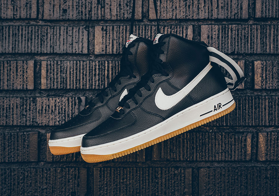 Nike Air Force 1 High Removes March Madness Logo 01