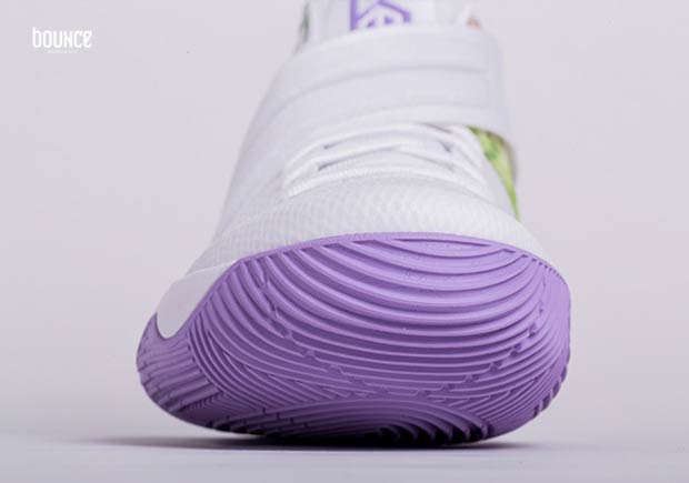 Nike Kyrie 2 Easter 10