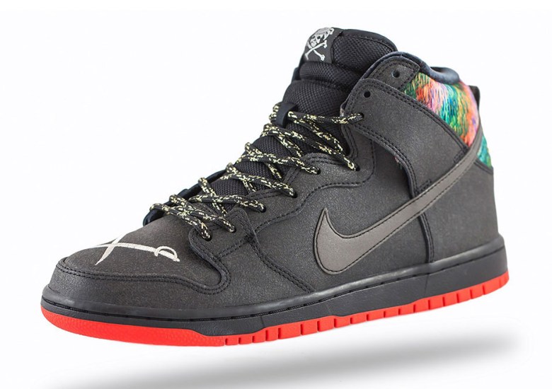 A Detailed Look At The SPoT x Nike SB Dunk High “Gasparilla”