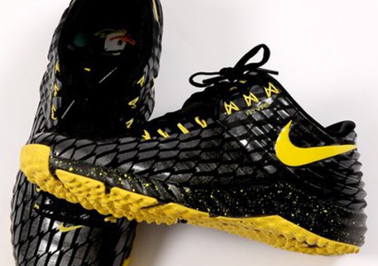 The Oregon Ducks Get A PE Of Mike Trout’s Nike Signature Shoe