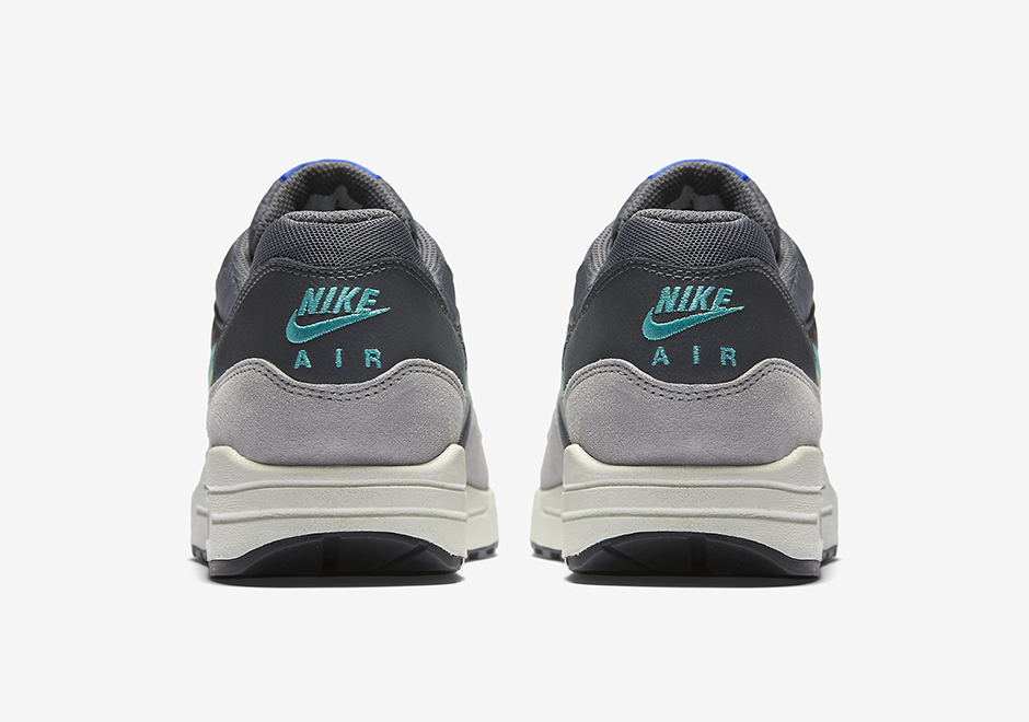 Nike Wmns Air Max 1 Jade Swoosh 4