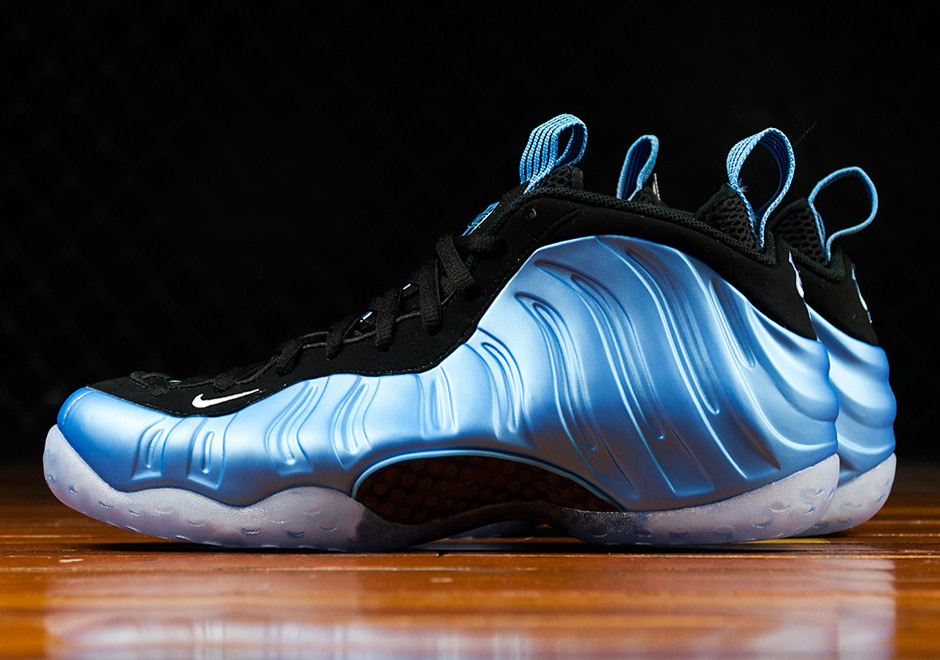 University Blue Nike Foamposite One 1