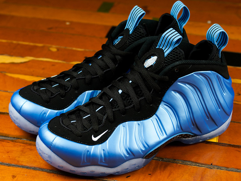 University Blue Nike Foamposite One 4