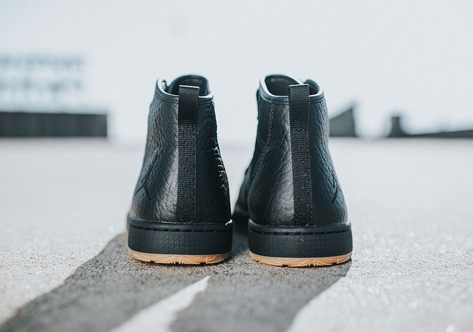 Jordan Galaxy Black Gum 6