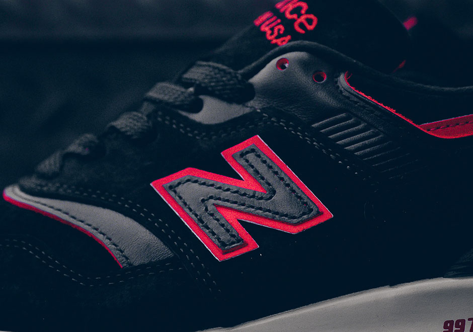 New Balance Air Exploration 997 Black Red 5