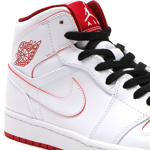 Air Jordan 1 Mid 554724 103 5