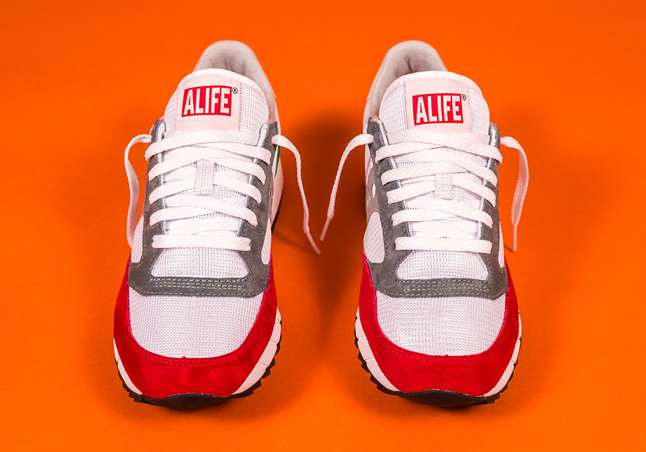 Alife X Saucony Jazz 91 Apparel Collection 04