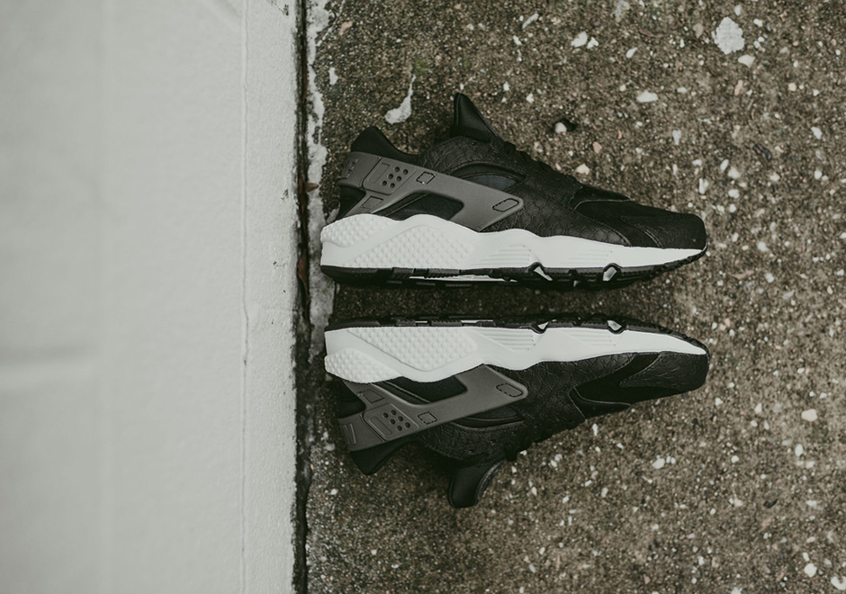 Nike Air Huarache Black Snakeskin Available 004