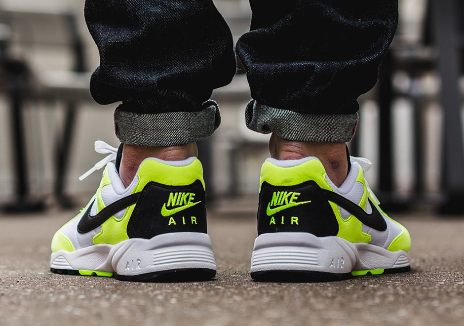 Nike Air Icarus Retro Volt Black White 03