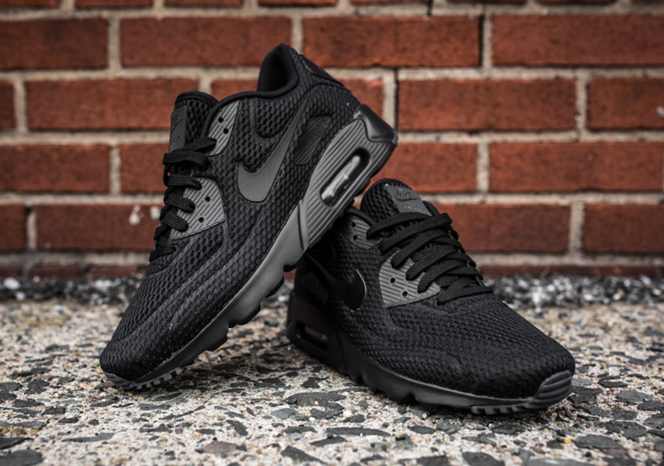 Nike Air Max 90 Ultra Br Triple Black 02