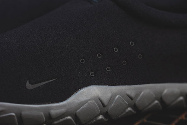 Nike Air Moc Tech Fleece 2 Colorways 07