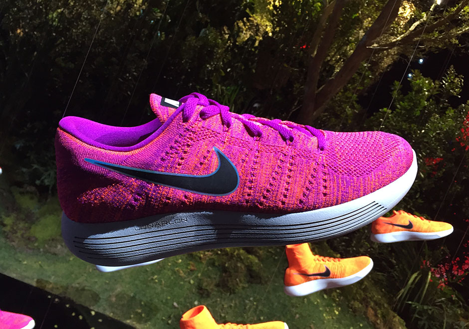 Nike Lunarepic Flyknit Low Pink