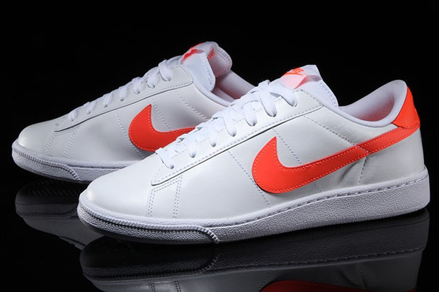 Nike Tennis Classic Total Crimson 03