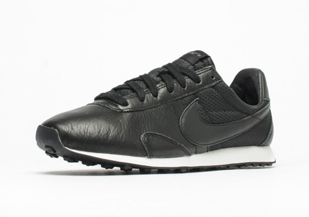 Nike Wmns Pre Montreal Vntg Racer Pinnacle Pack 03