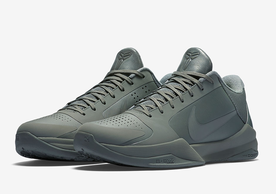 Nike Zoom Kobe V Black Mamba Pack 5