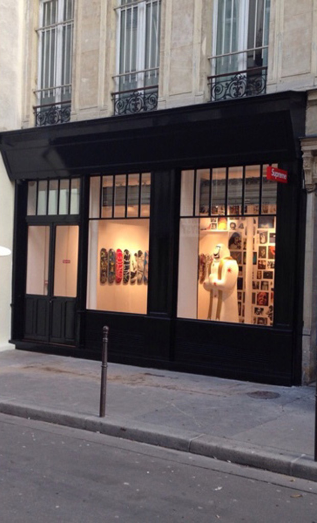 Supreme Paris Store