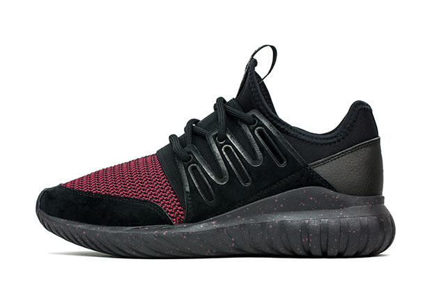 Adidas Tubular Radial Black Red