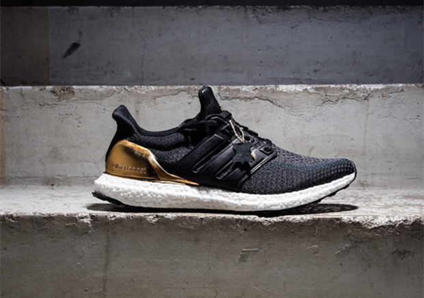 Adidas Ultra Boost Silver Gold Heel 4