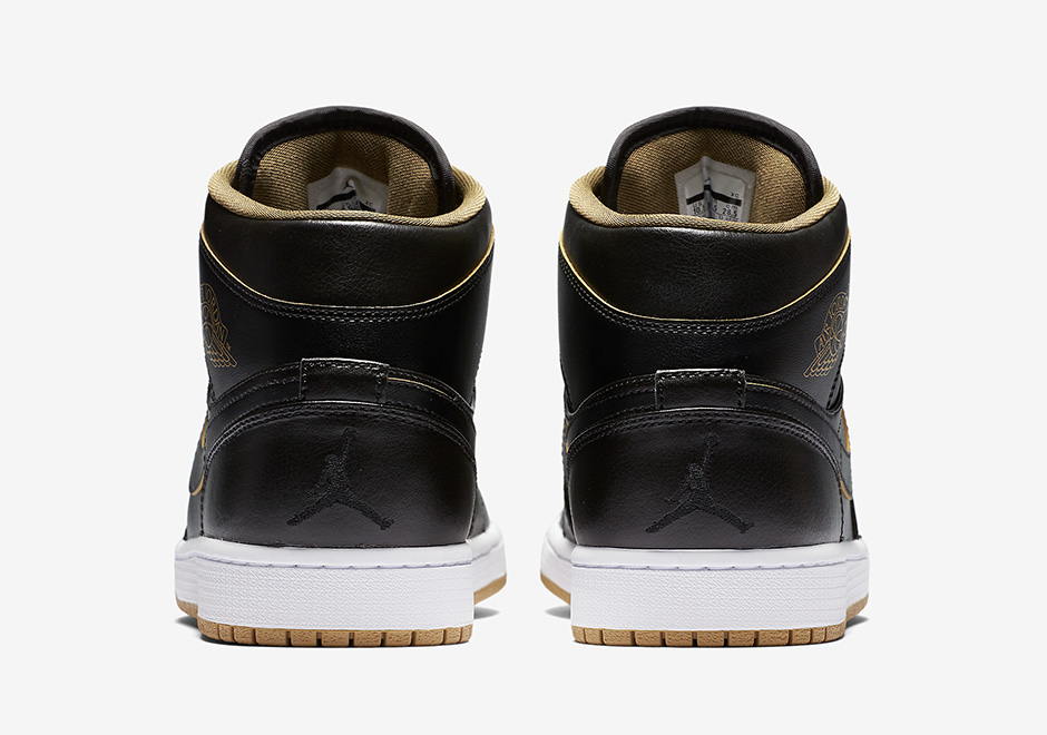 Air Jordan 1 Black Gold Kids Release 05