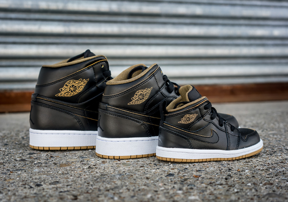 Air Jordan 1 Mid Black Gold Gum Family Size Run 02