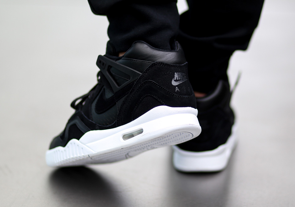 Nike Air Tech Challenge Ii Laser Cut Black White 03