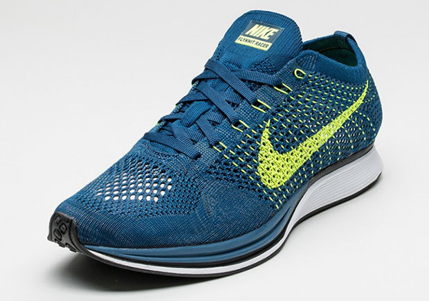 Nike Flyknit Racer Brave Blue Volt 2