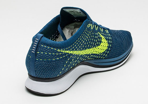 Nike Flyknit Racer Brave Blue Volt 3